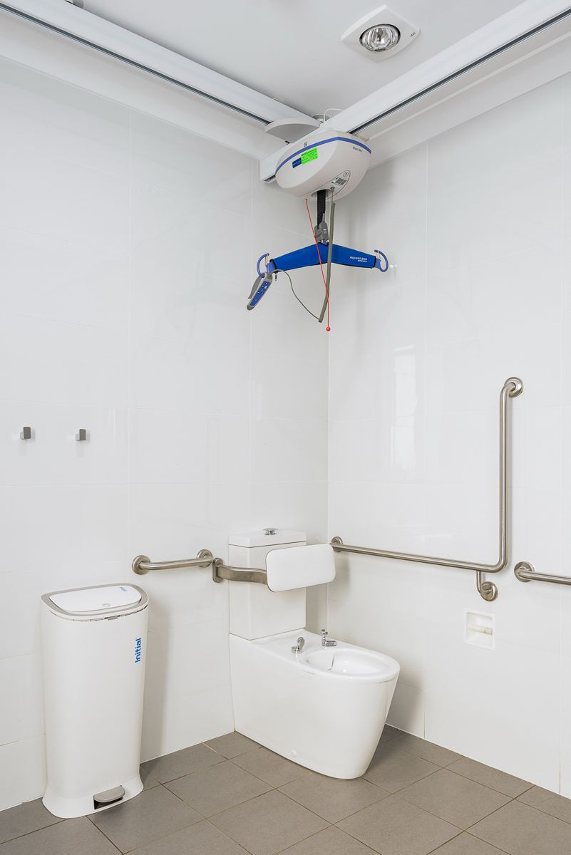 SILL038 LR-Fletcher-shared toilets1