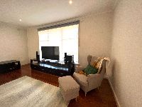 888892D1 F275-408E-8473-BDD3E1E72634