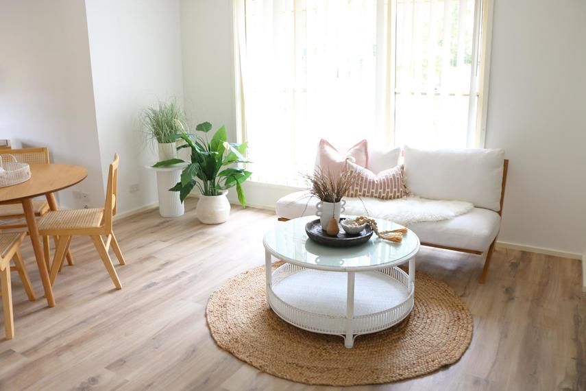 Hamlyn Terrace   Seating (2)