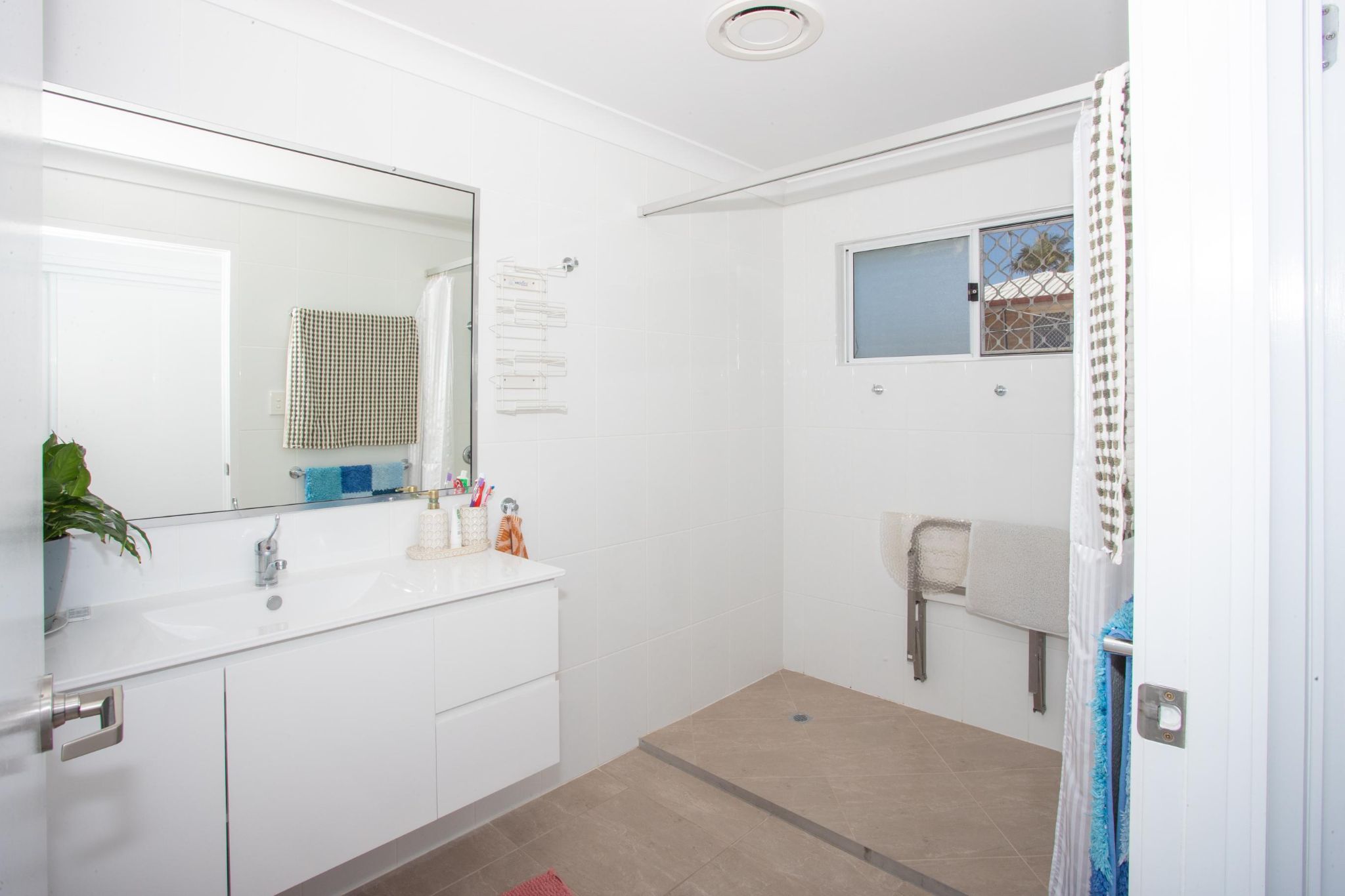 47 Tulipwood Drive 06