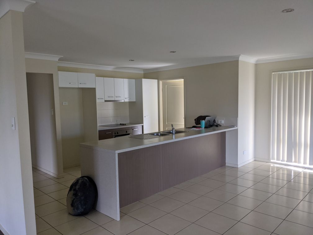 b0050093 f5d1-de9c-9a61-d90103bb2737