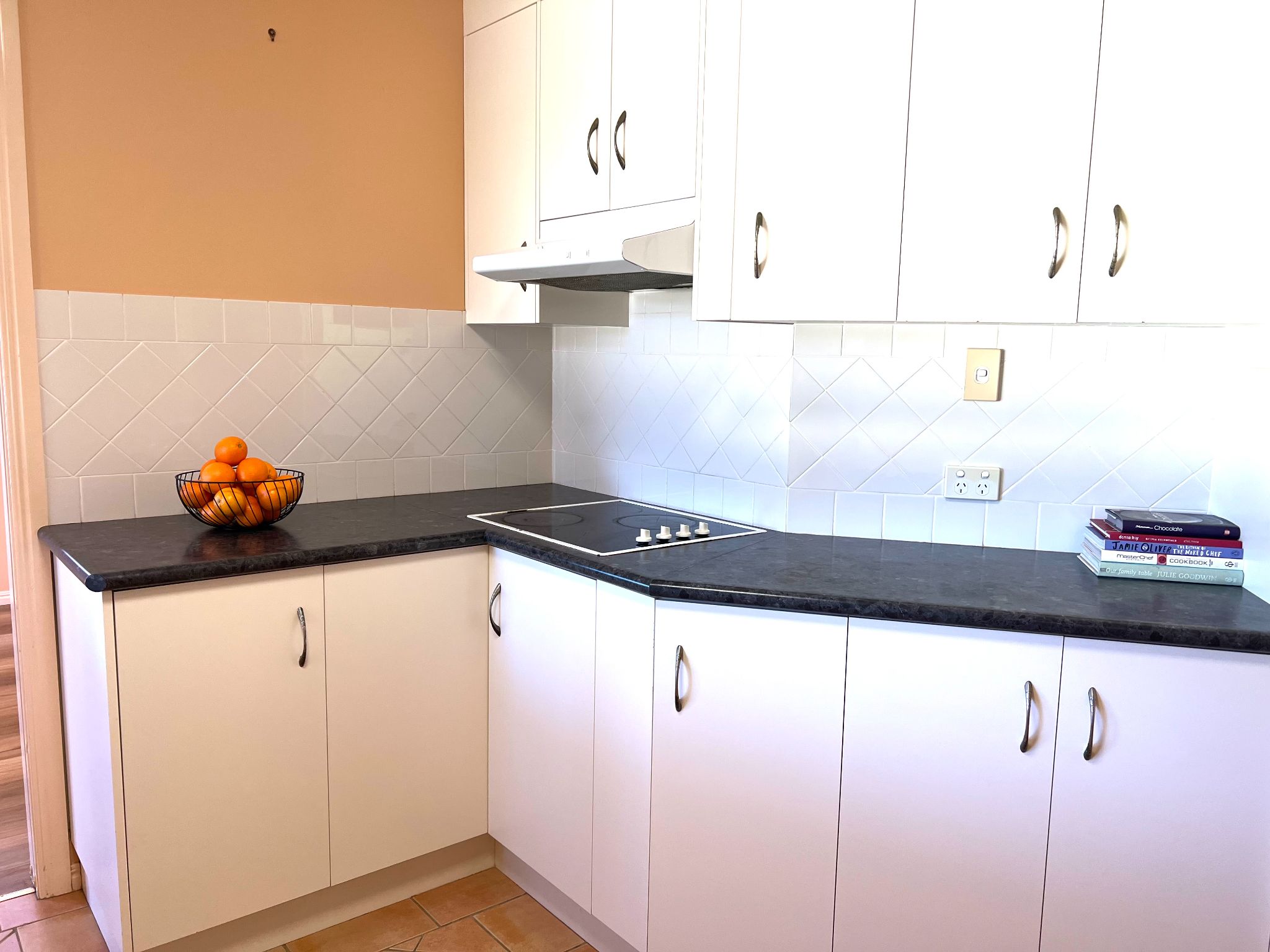 3717B569 148D-4C74-95E4-E57A5D48D0E2