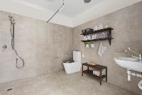 019 Open2view_ID855651-2_Silver_Wattle_Road