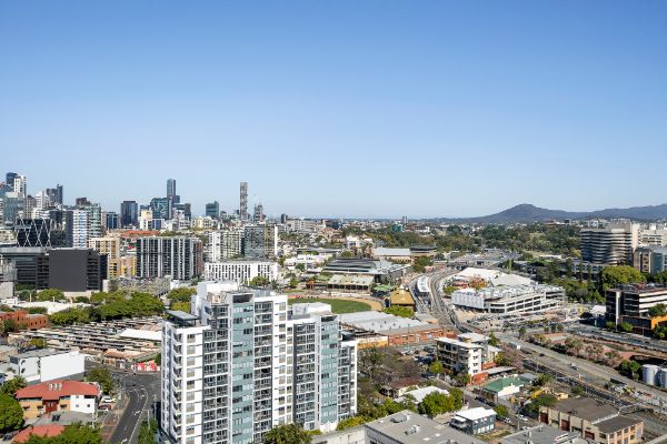 LVHO 519385_37_Mayne_Road_Bowen_Hills_038