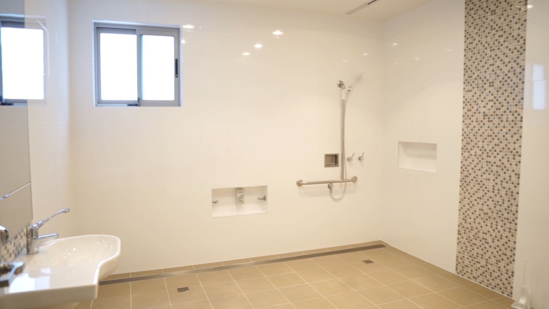 Main Bathroom