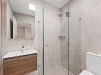 64658872118965f768ec3009 Erksineville SIL studio bathroom (1)