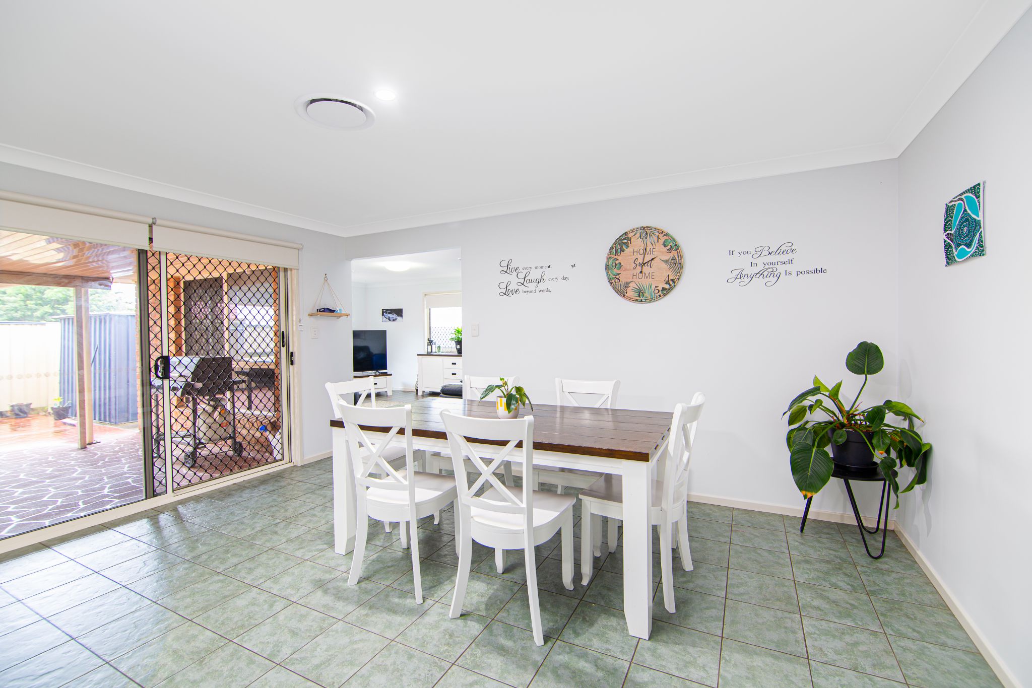 James Street Crestmead LRG   010