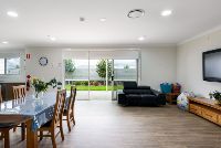 5174d0f3 4e4e-44da-9438-9146d8b72a18-lg-SILL038_LR_fletcher_shared-living-room