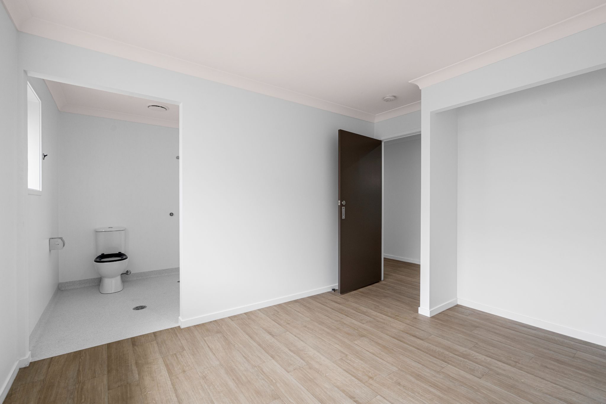 009 Open2view_ID900076-11_Cypress_Circuit_Fernvale