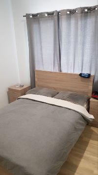 Guys room with bed and desk