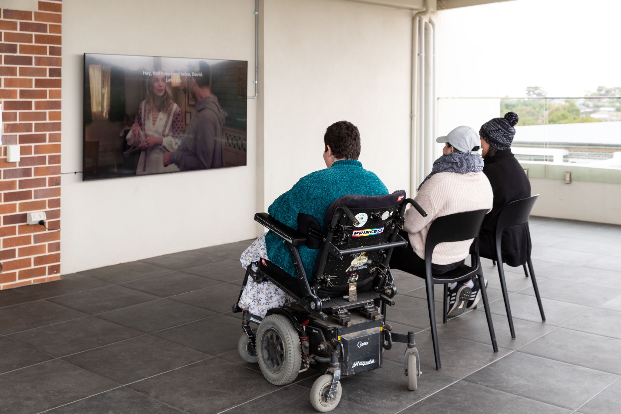 76769965 E161-4827-BB35-B3C542FA80D7