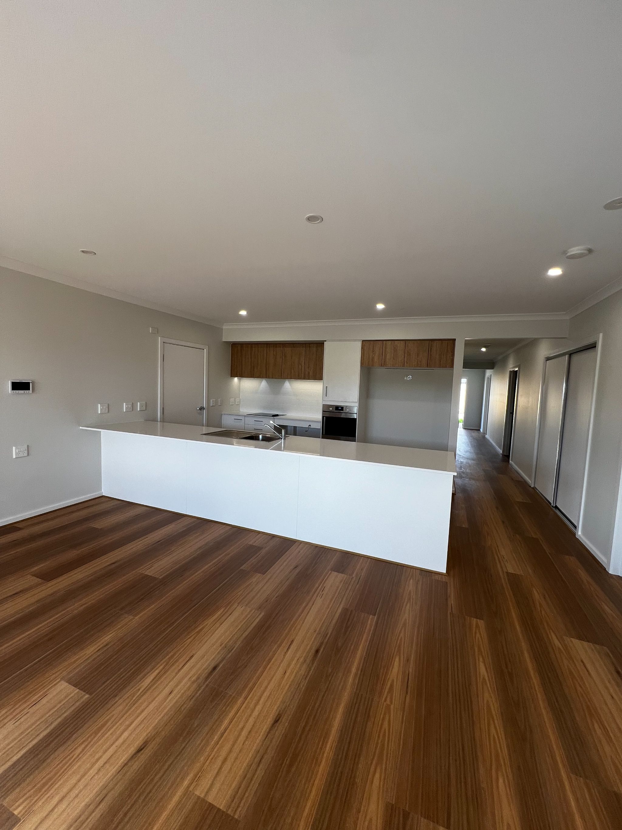 Media 4 4C312216-D994-428D-A533-D11DB39E9403