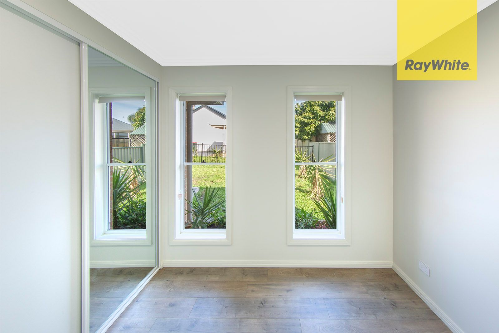 6c50 H2372961-hires.22600-Bedroom131aMarsdenSt