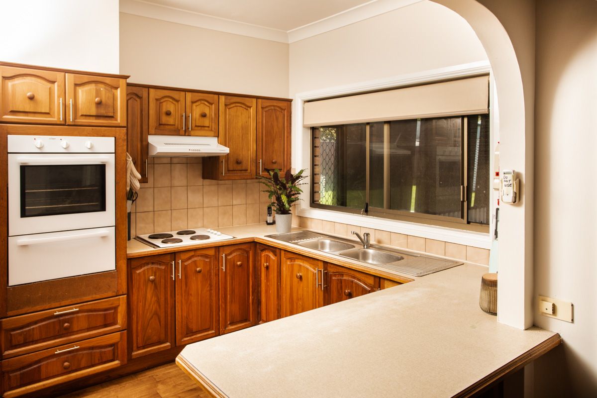 SIL0029 LR_Bilba  Crescent, Maryland_ Kitchen-6400