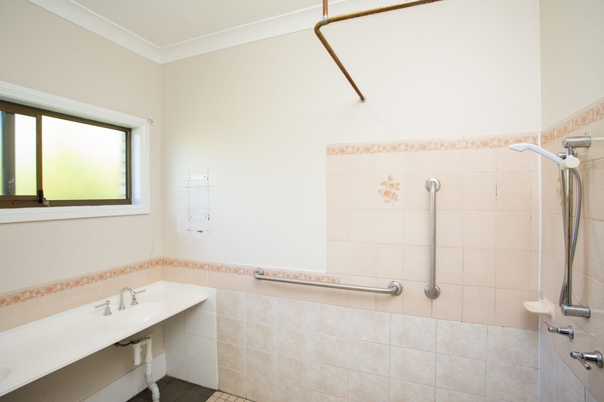 SIL0029 LR_Bilba Crescent, Maryland_ Shared Bathroom-6501