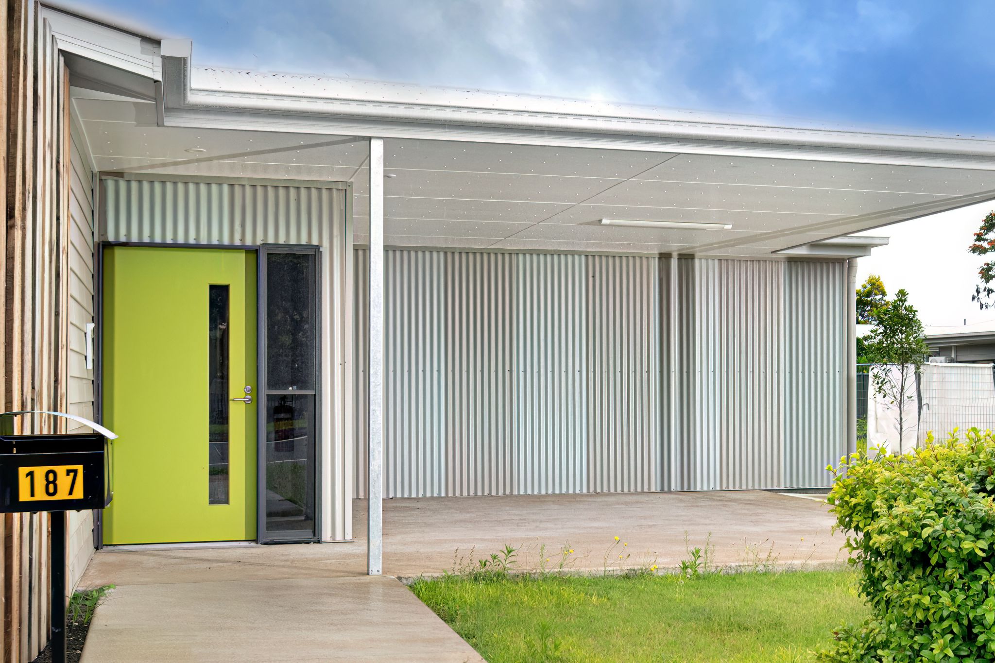 187 King St Caboolture 1