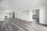 4   Chenoweth Dve 39 - Living to Kitchen