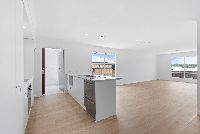 003 Open2view_ID912124-6_Breanna_St__Cotswold_Hills