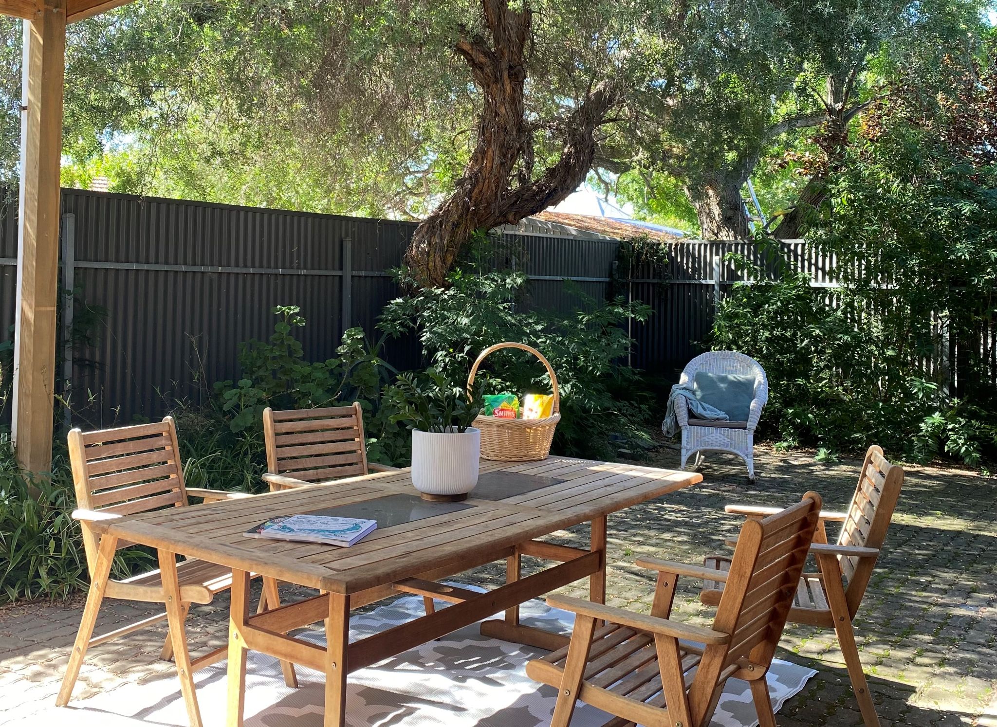 Semaphore 5 backyard 1b