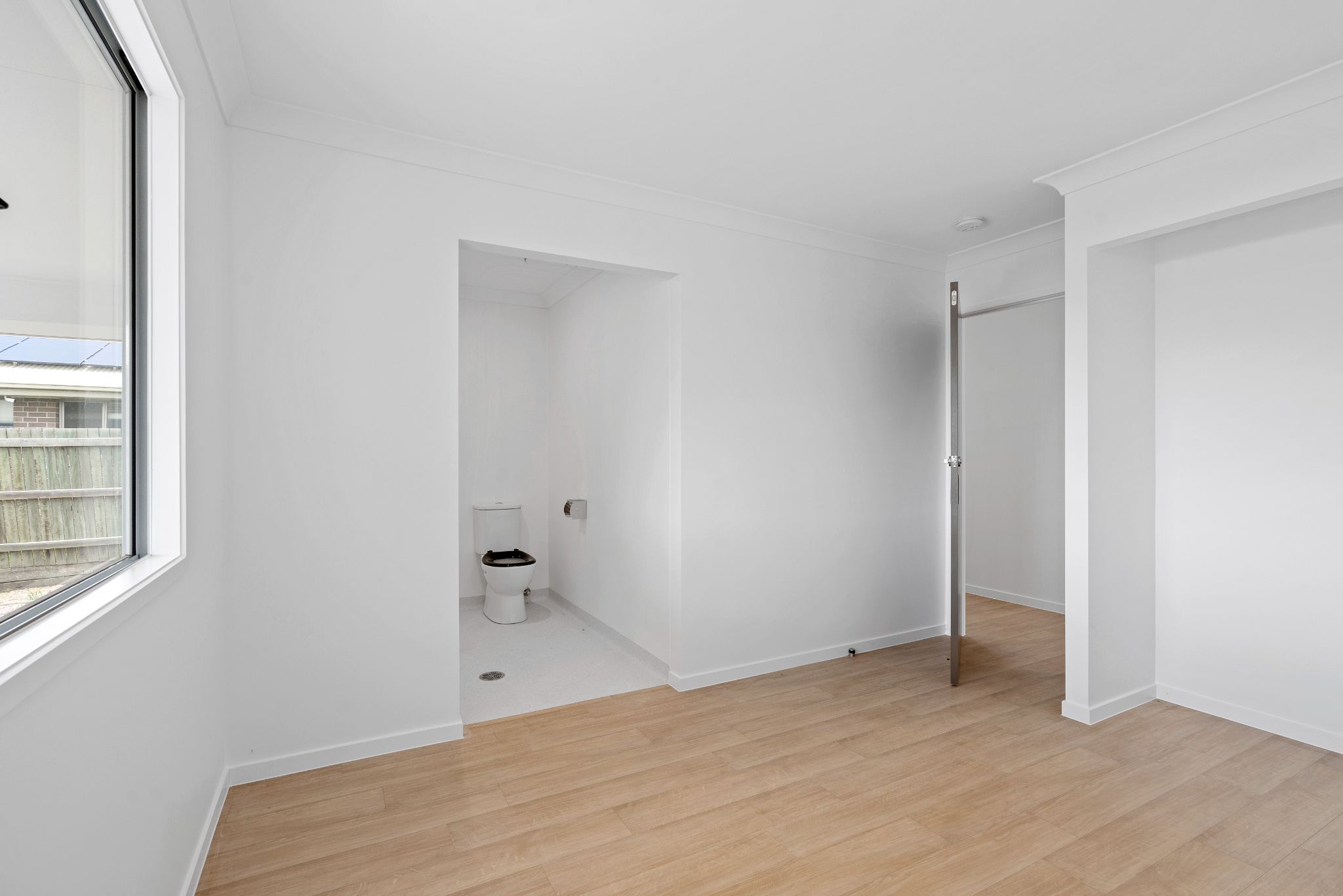 008 Open2view_ID912124-6_Breanna_St__Cotswold_Hills