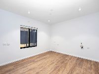 003 Open2view_ID879397-15_Lawson_Street