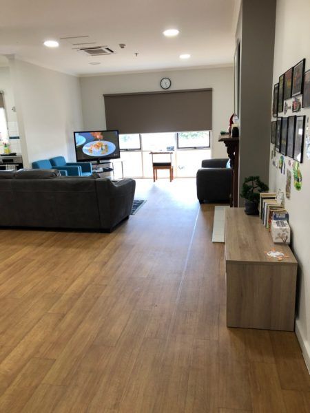 Bridgeview 15-living-area-v2-450x600