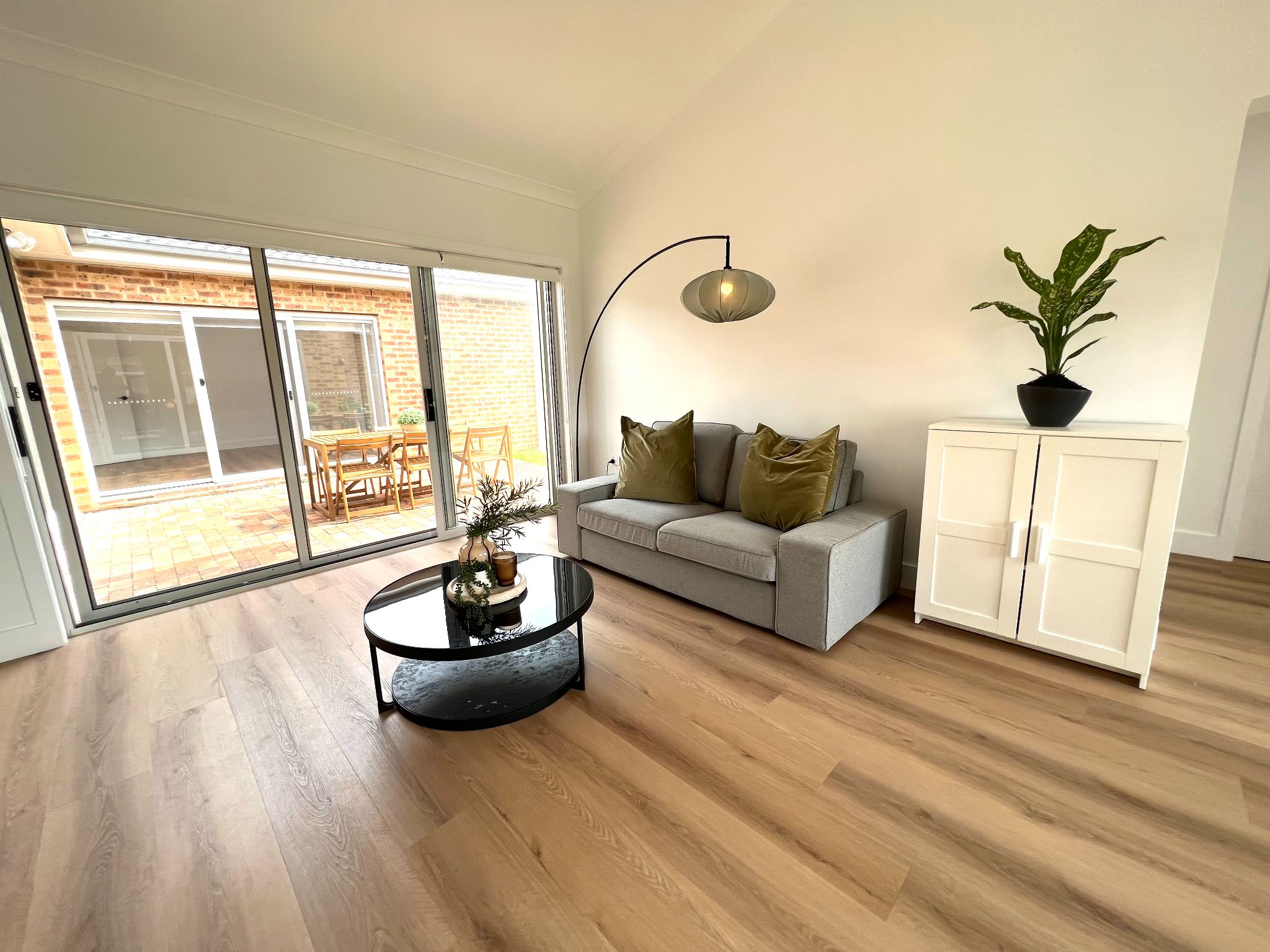 668A5E02 4308-43DD-A4CA-89D0C15F45D6