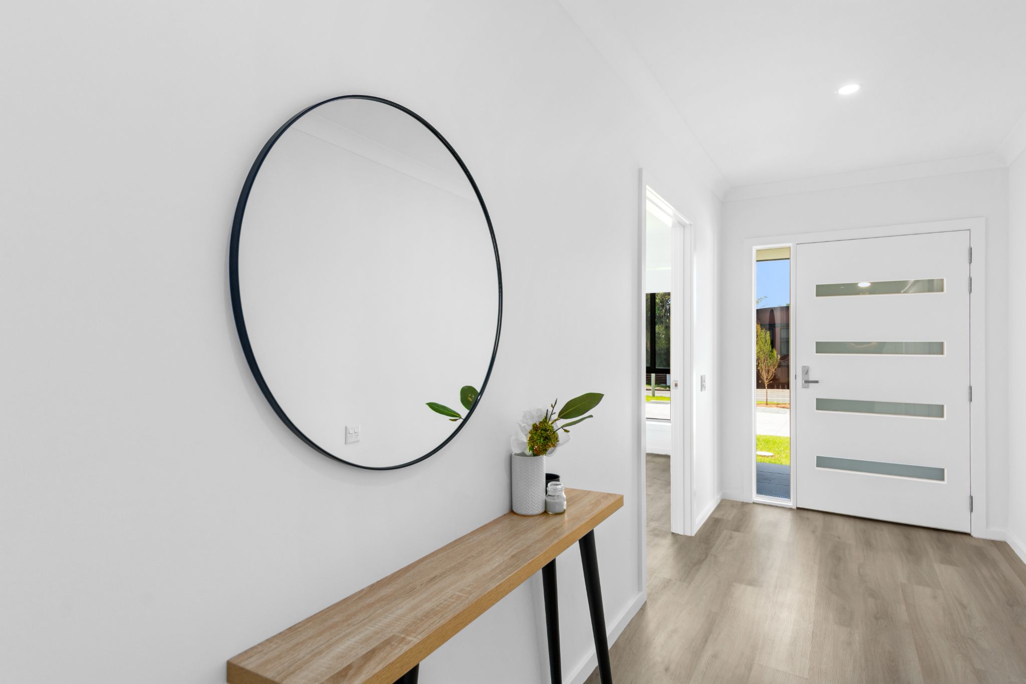 013 Open2view_ID742060-306_Princes_Highway