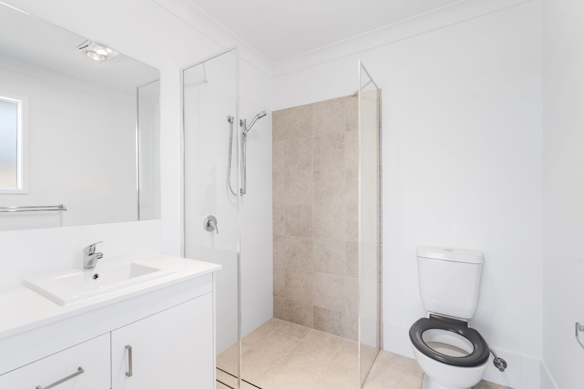 009 Open2view_ID907243-19_Brookvale_Street__Chambers_Flat (1)