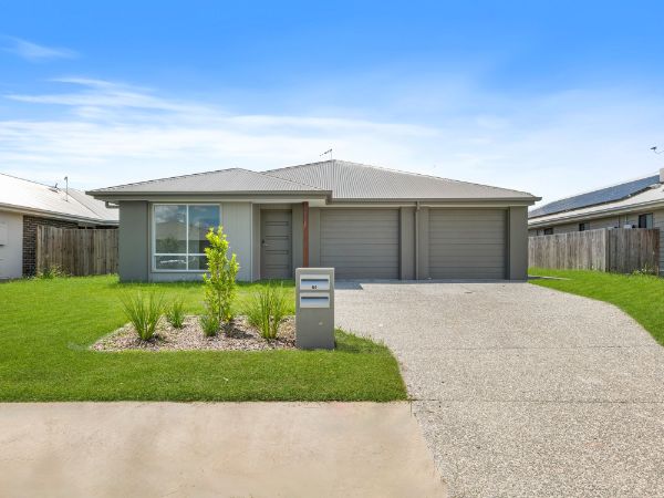 008 Open2view_ID868359-1_54_Montana_Circuit