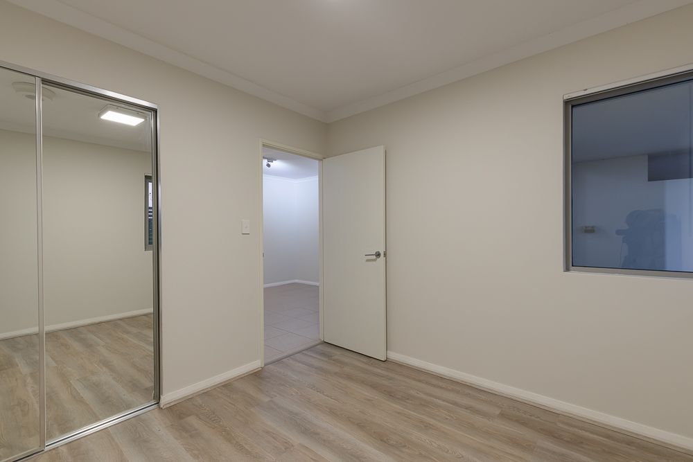 Ground Floor Unit   3)