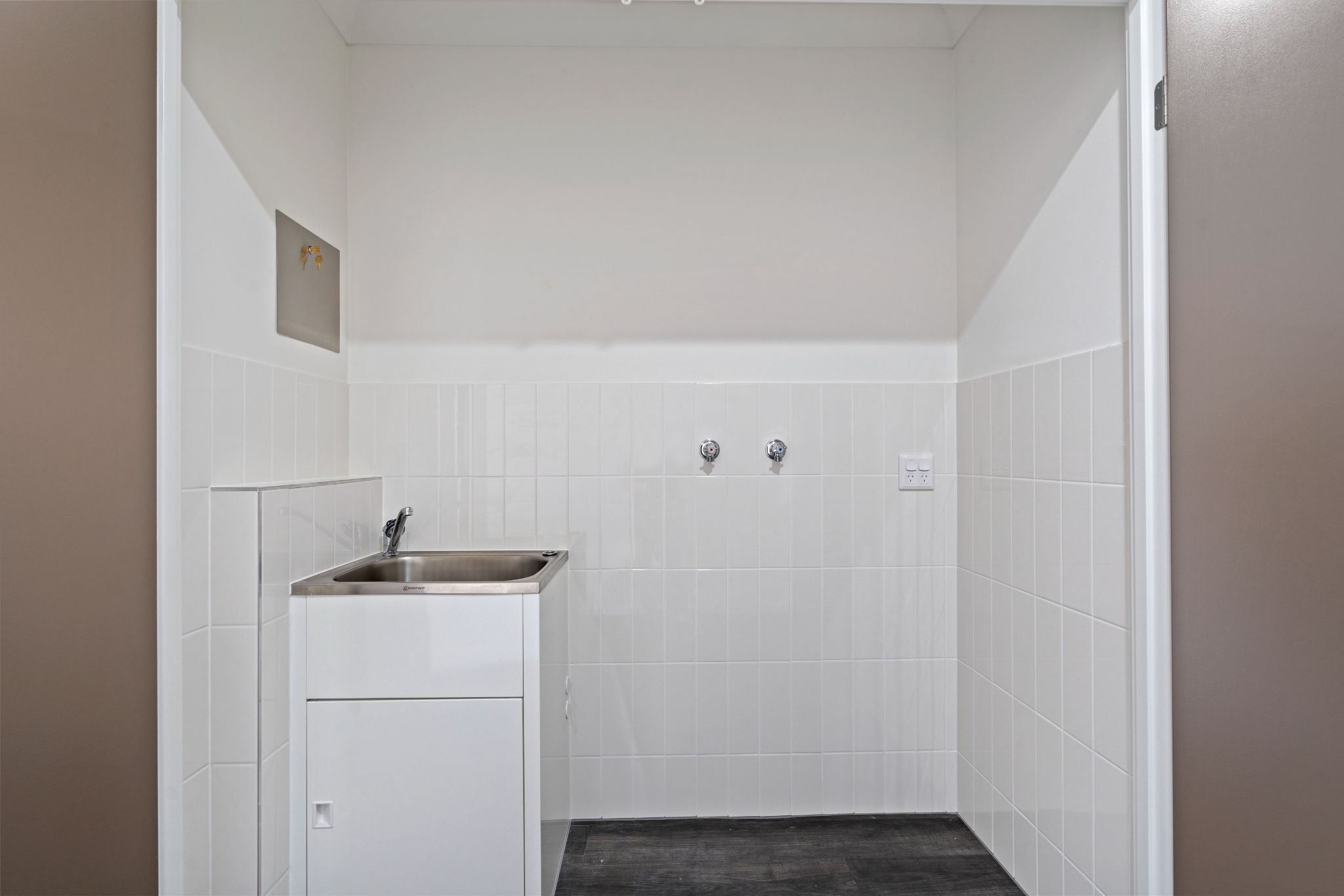 015 Open2view_ID900073-24_Beaming_Rd_Ripley