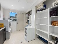 007 Open2view_ID876659-37_Tussock_Drive