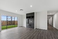 012 Open2view_ID757711-1_Forbes_Court