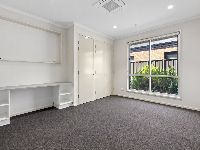 001 Open2view_ID876659-37_Tussock_Drive