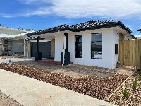 17 Monaval Drive   Facade