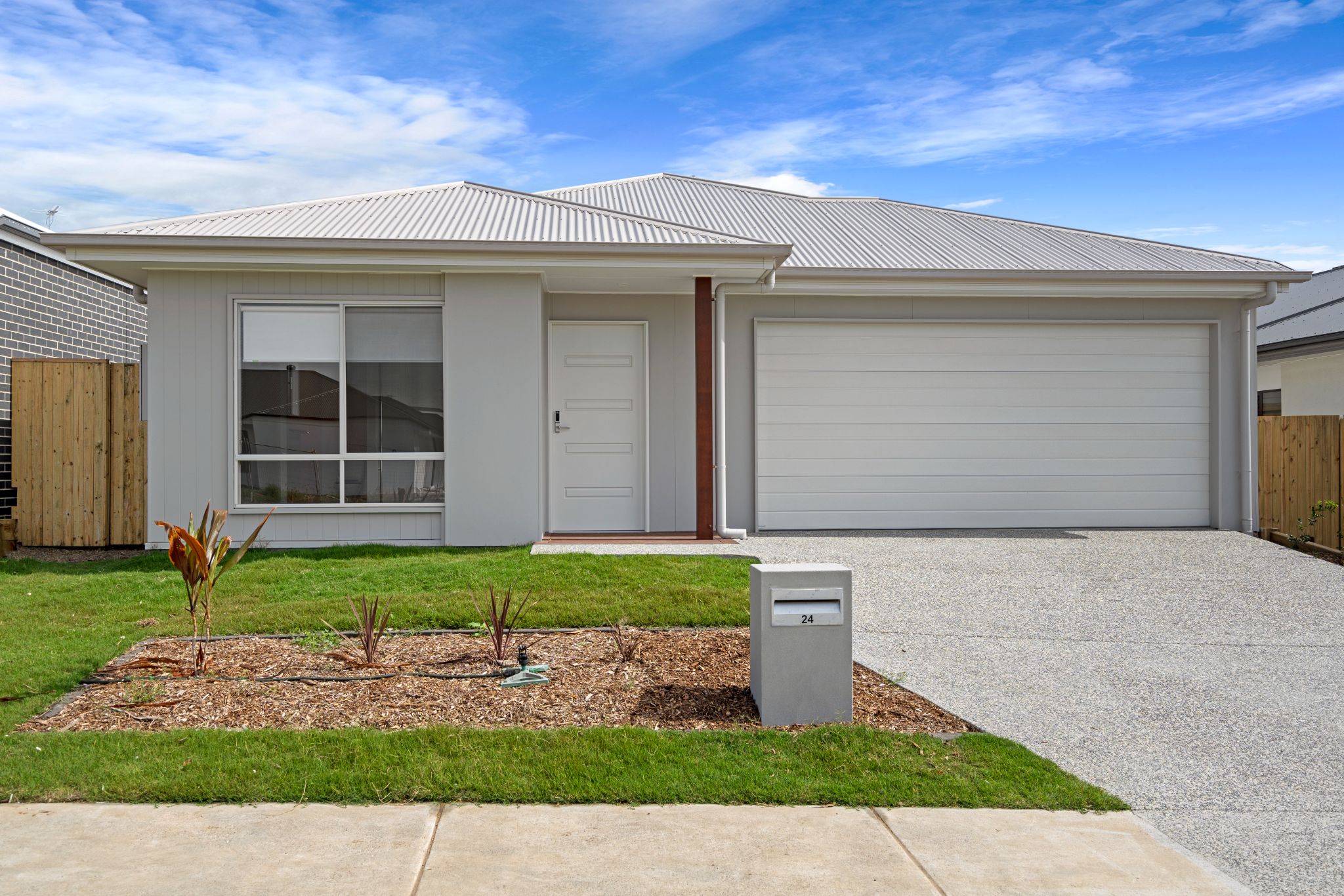 001 Open2view_ID900073-24_Beaming_Rd_Ripley