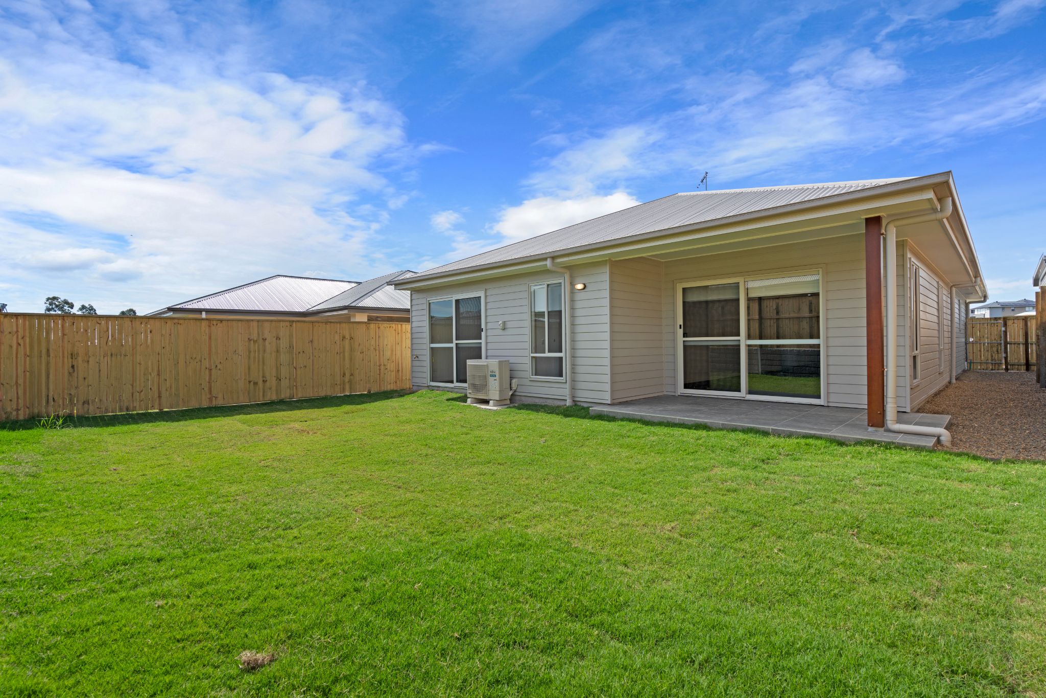 017 Open2view_ID900073-24_Beaming_Rd_Ripley