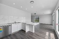 017 Open2view_ID648873-12_Steves_Way