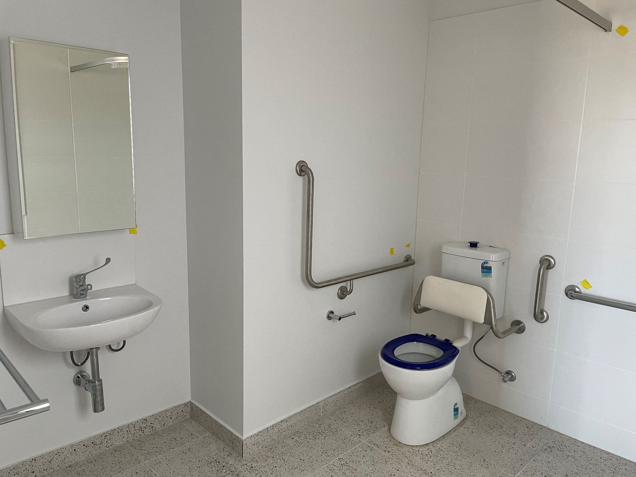 17 Monaval Drive   Ensuite