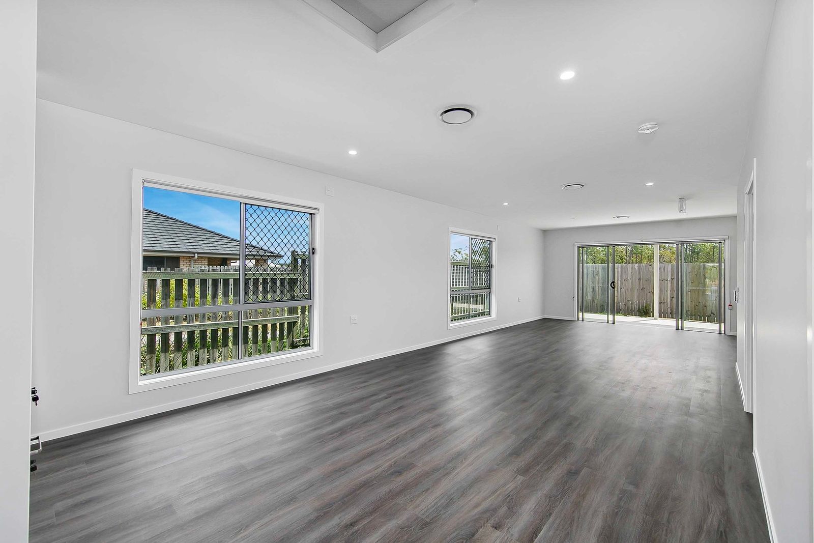 016 Open2view_ID648873-12_Steves_Way