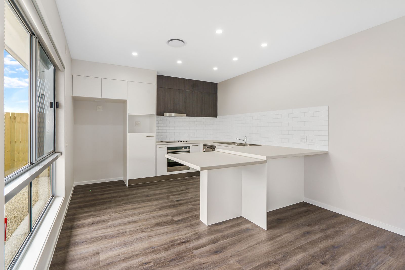 006 Open2view_ID648873-12_Steves_Way