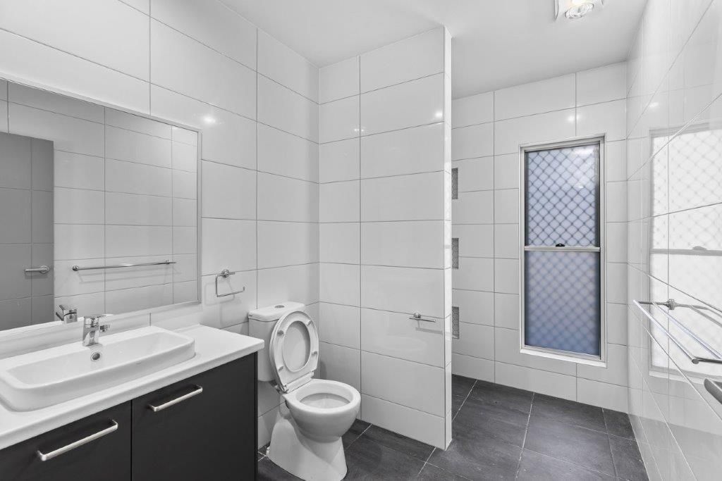 011 Open2view_ID710626-7_Sprite_Way__Brassall