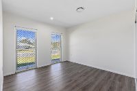 010 Open2view_ID710626-7_Sprite_Way__Brassall