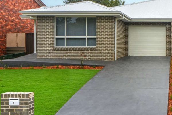 1 9 Salisbury - front