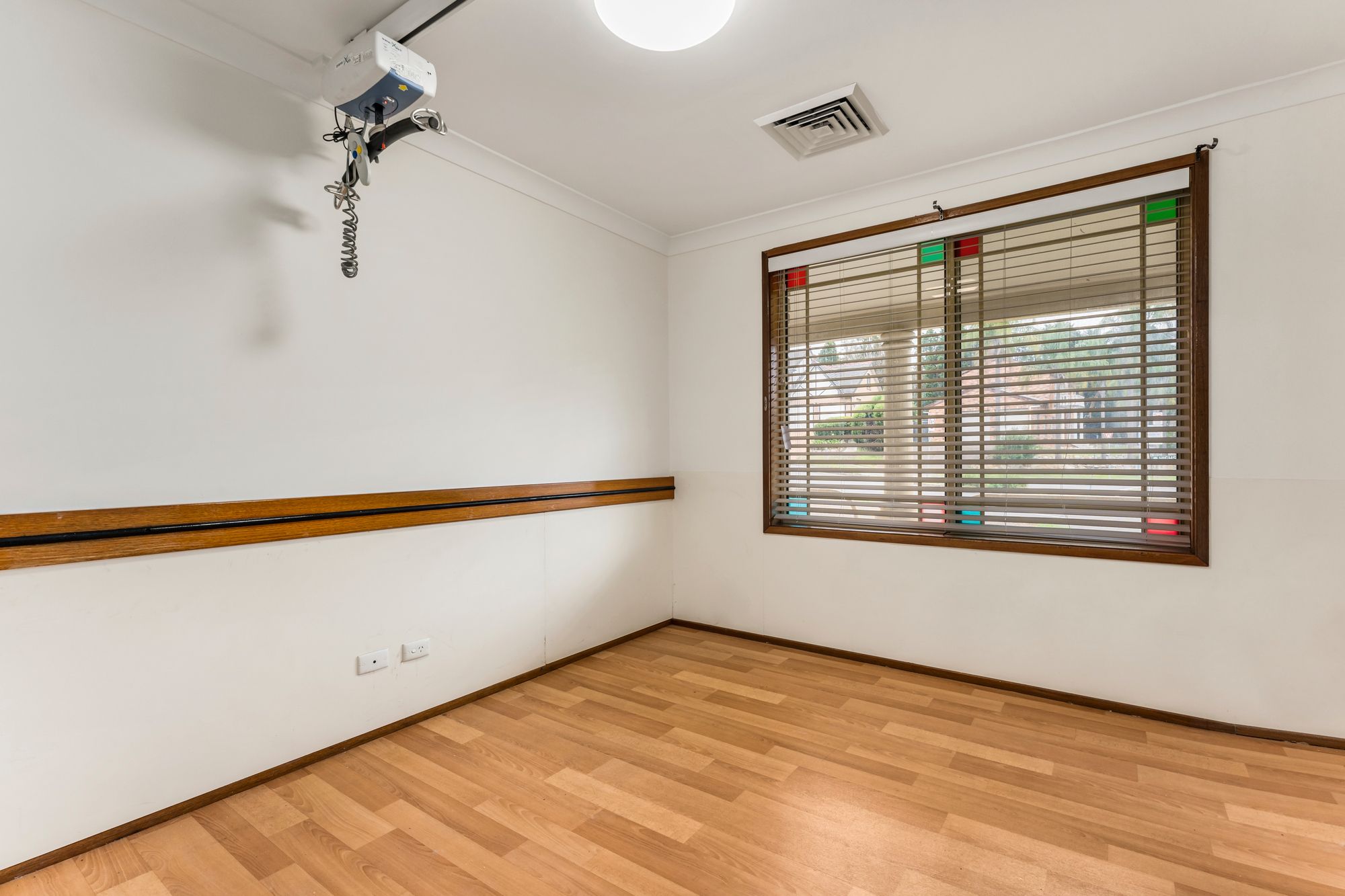 West Pennant Hills room 1