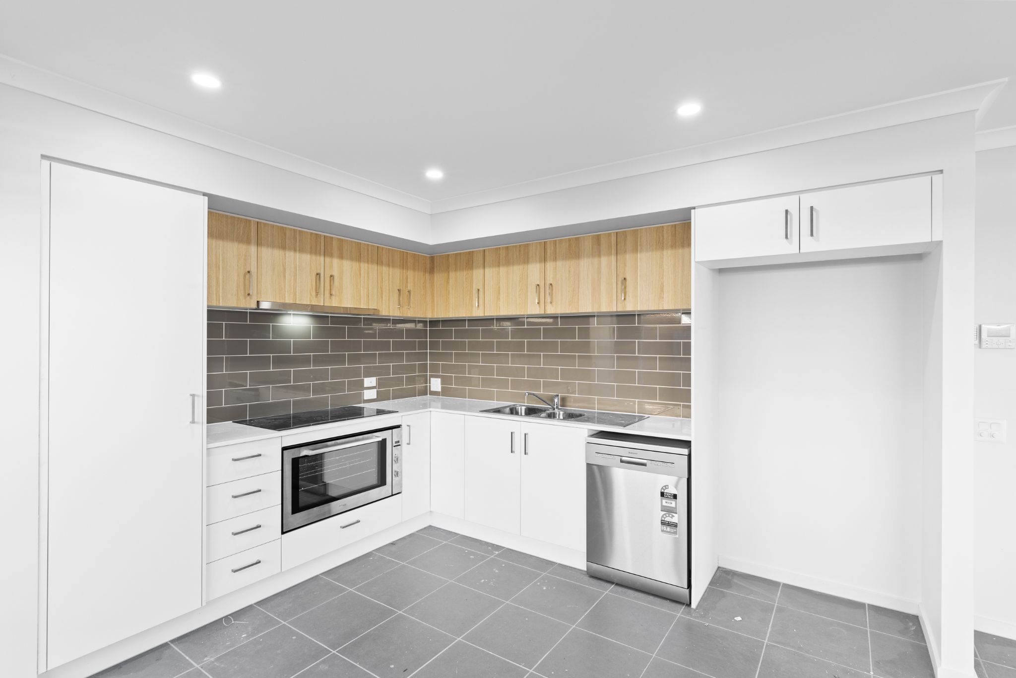 009 Open2view_ID822889-8_Nevada_Road