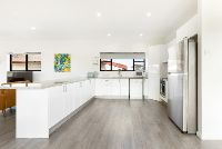 Sunnyfield 25 8.22 - WEB - 003