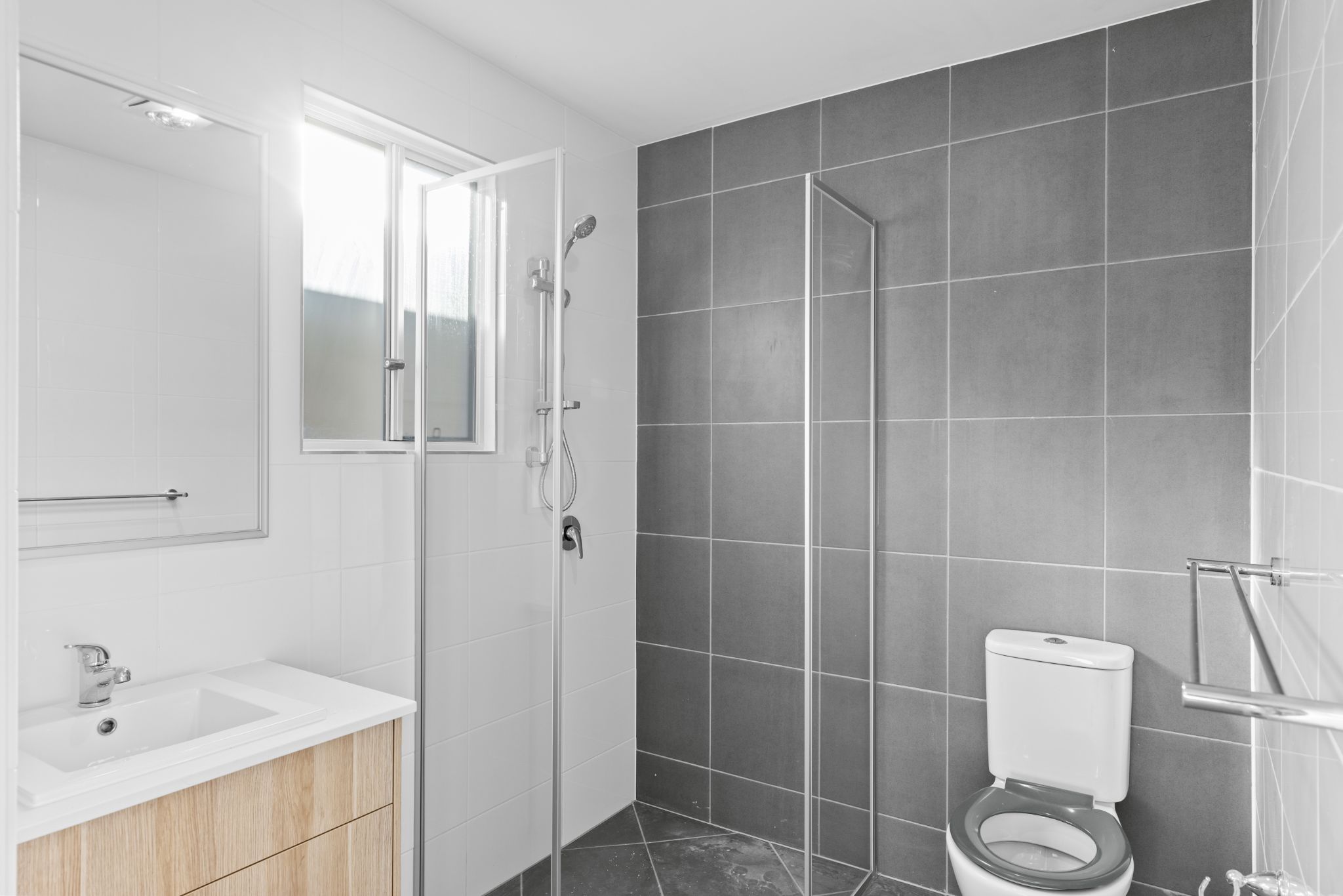 005 Open2view_ID822889-8_Nevada_Road