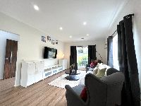 F6EDF6FE 556A-49B4-8642-99D112B96D25